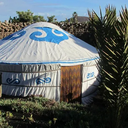 Yurt Lodge Tinajo